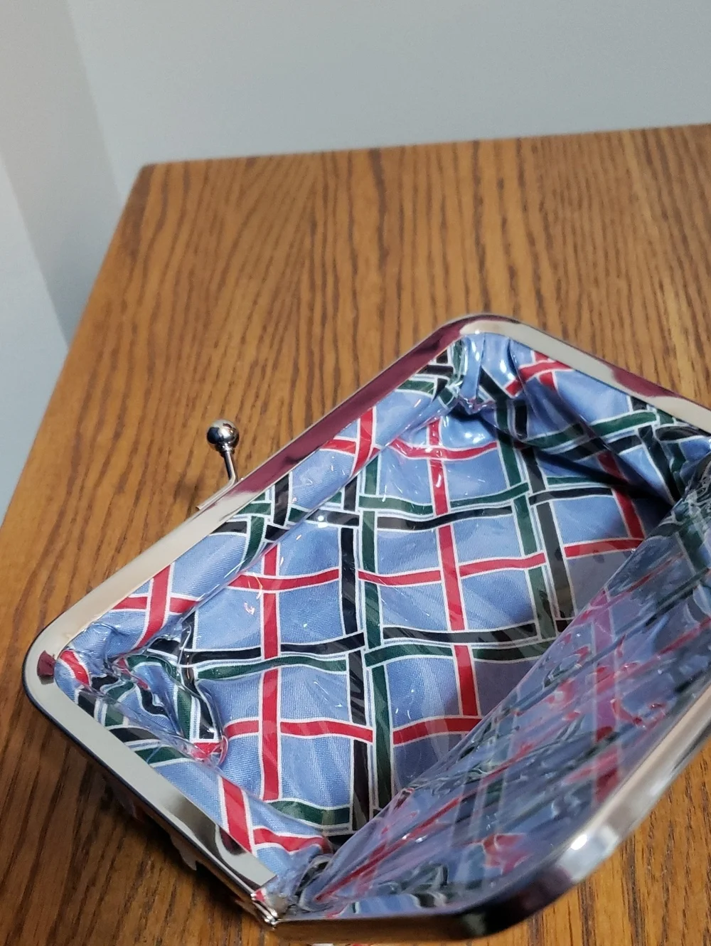 Vera Bradley Versailles Kisslock Makeup Bag / Clutch